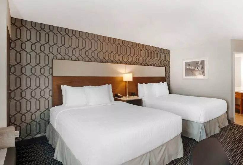 فندق Best Western Plus Commerce