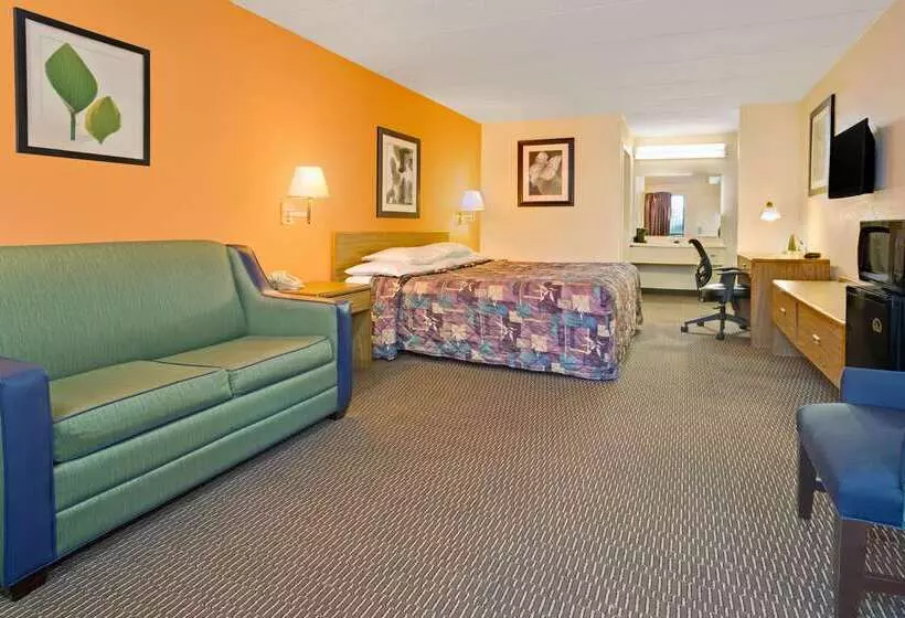 Hotel Days Inn By Wyndham Cincinnati East