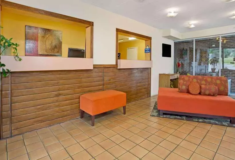 Hotel Days Inn By Wyndham Cincinnati East