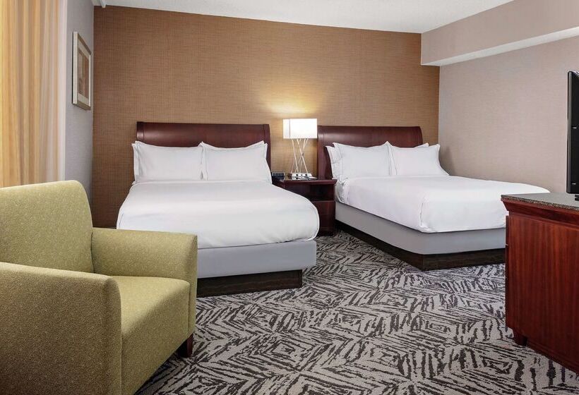 هتل Doubletree By Hilton Omaha Downtown