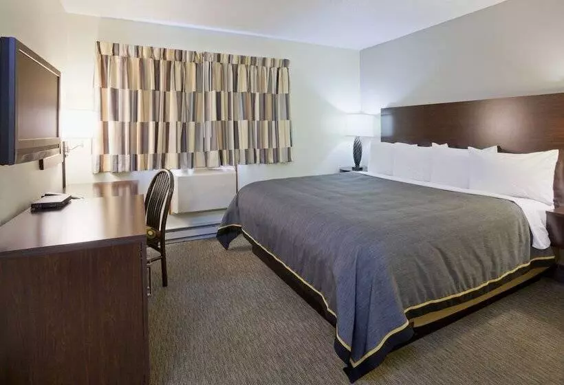 Hotelli Fargo Inn And Suites