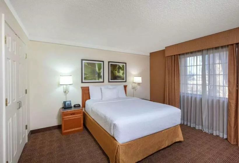 호텔 La Quinta Inn & Suites By Wyndham Las Vegas Airport N Conv