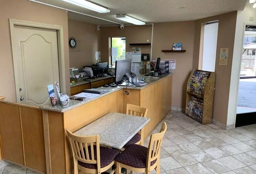 Hotelli Mission Inn San Luis Obispo