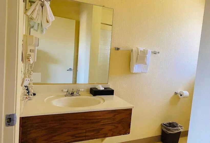 Hotelli Mission Inn San Luis Obispo