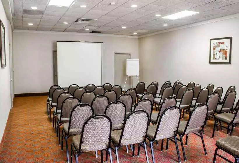 ホテル Red Roof Inn Dunn