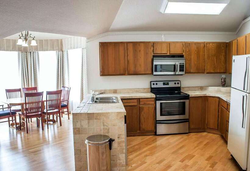 هتل Quality Inn & Suites Fife Seattle