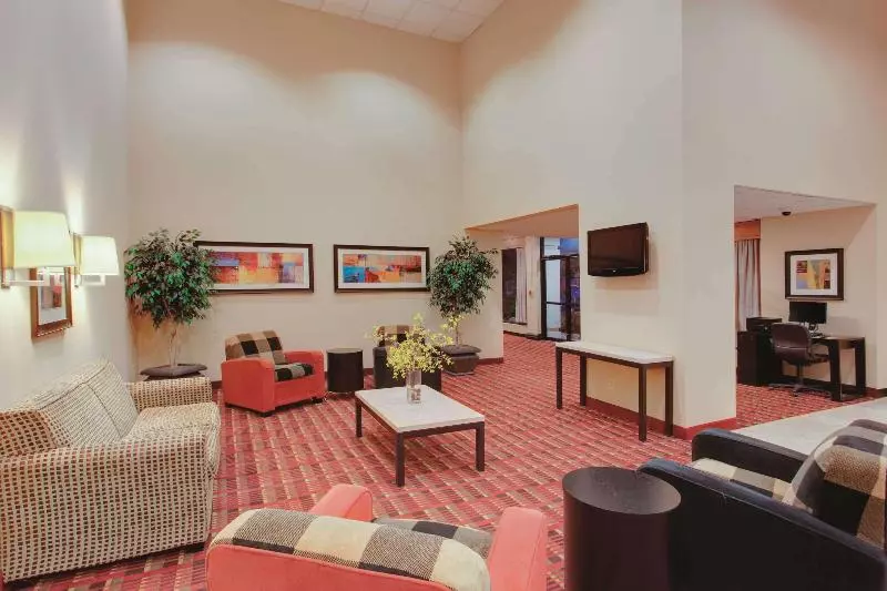 Otel Ramada By Wyndham Fairfield Nj