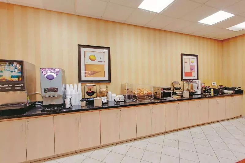 Otel Ramada By Wyndham Fairfield Nj