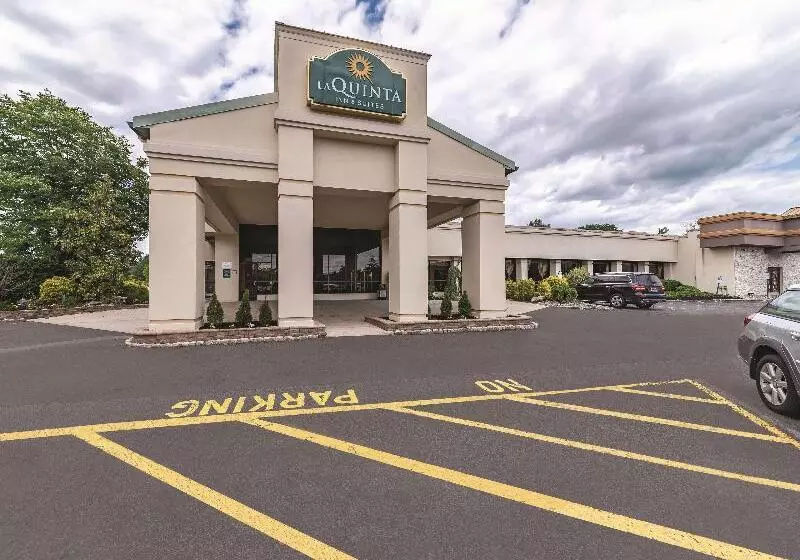 Otel Ramada By Wyndham Fairfield Nj