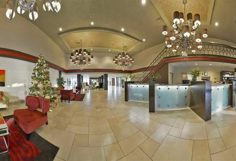 Hotel Clarion Inn and Conference Center