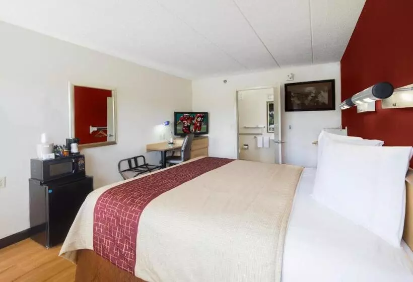 酒店 Red Roof Inn Cincinnati Northeast  Blue Ash