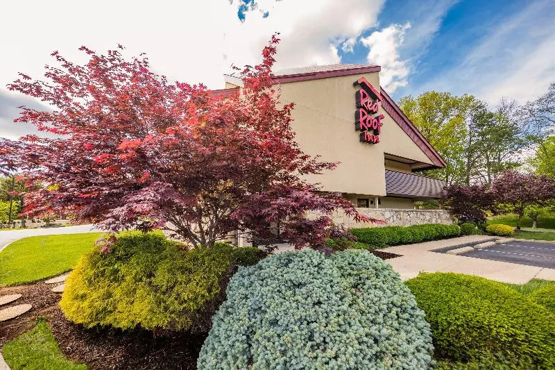 Hotelli Red Roof Inn Cincinnati Northeast  Blue Ash