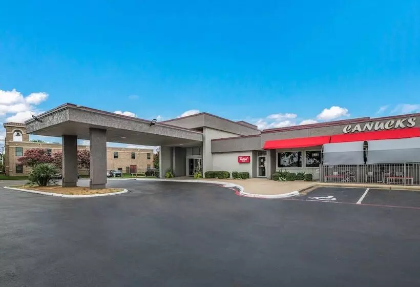 Отель Red Roof Inn Lewisville