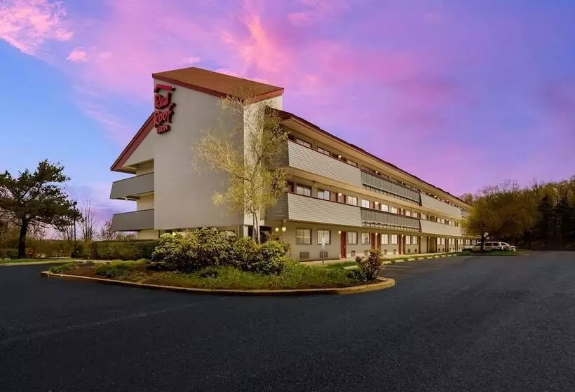 Отель Red Roof Inn Wilkesbarre Arena