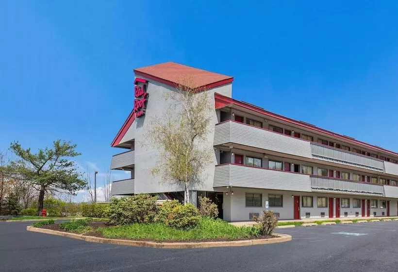Отель Red Roof Inn Wilkesbarre Arena