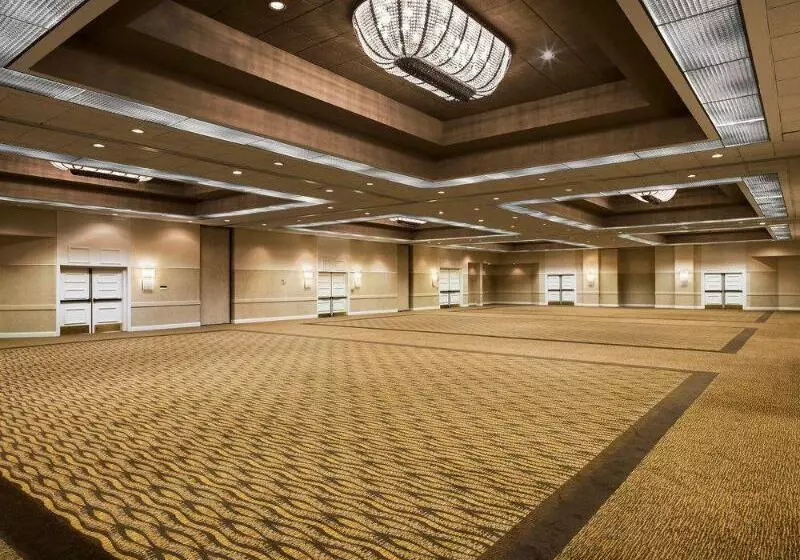 ホテル Sheraton Charlotte Airport