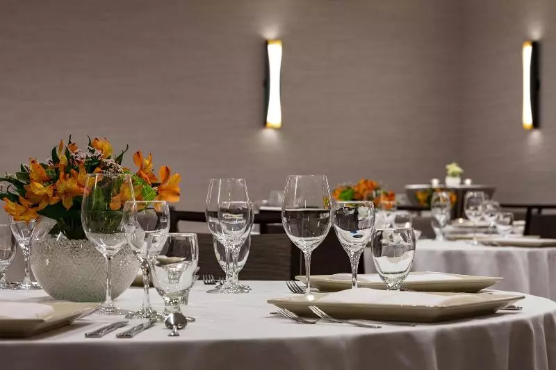 ホテル Sheraton Charlotte Airport