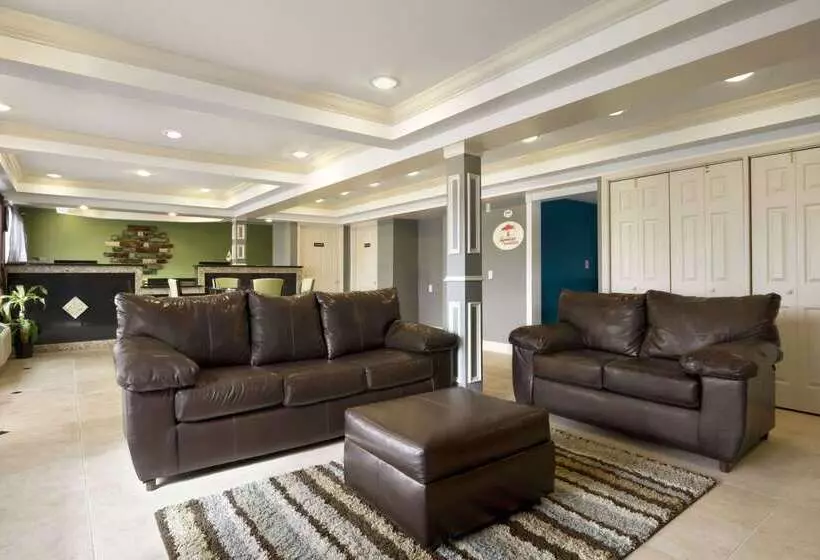 هتل Super 8 By Wyndham Chattanooga/east Ridge