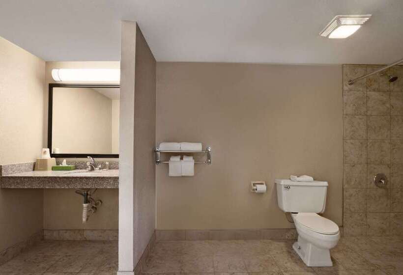 فندق Super 8 By Wyndham Chattanooga/east Ridge