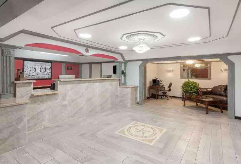 酒店 Super 8 By Wyndham Kingsville