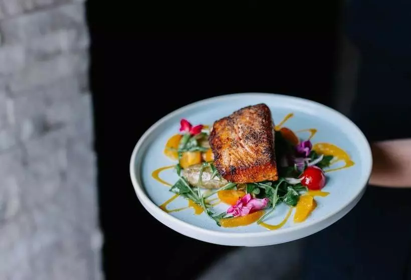 Hotel The Landing Resort And Spa