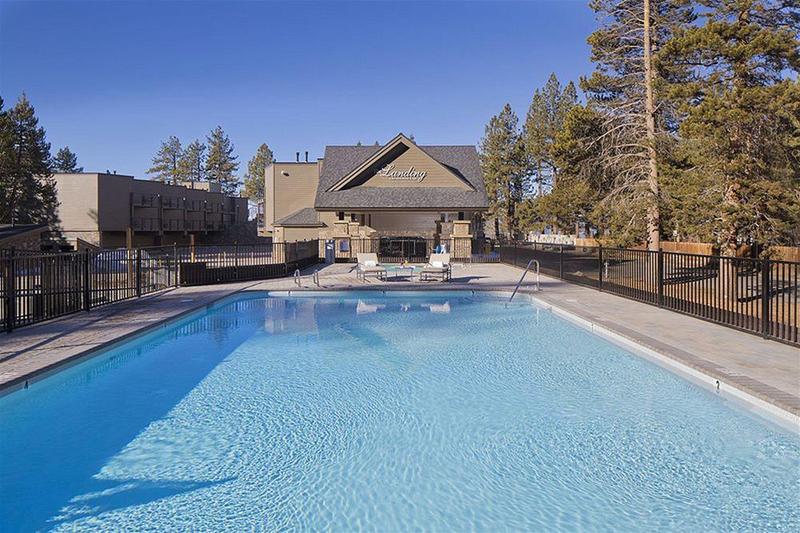 هتل The Landing Resort And Spa