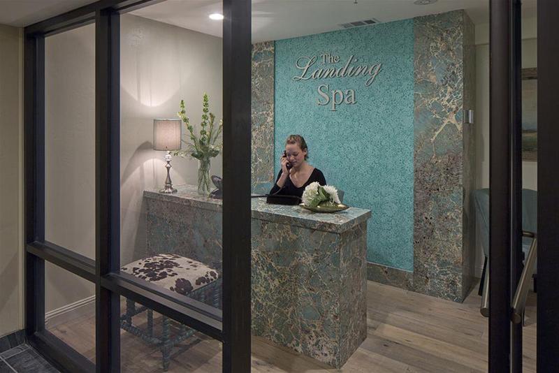 هتل The Landing Resort And Spa