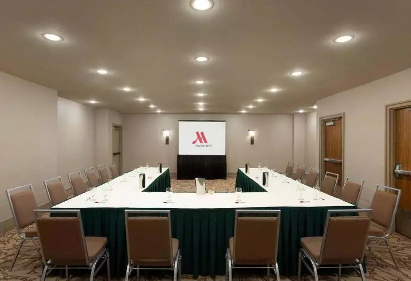 فندق Walnut Creek Marriott