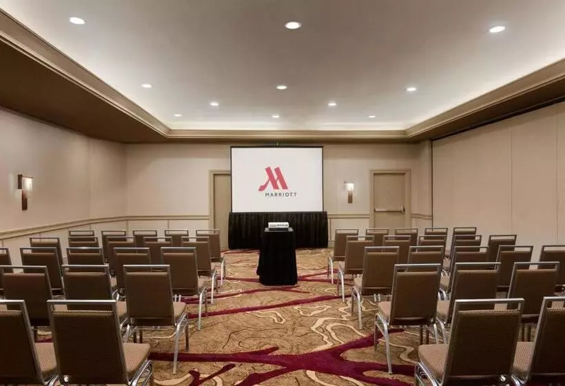 فندق Walnut Creek Marriott