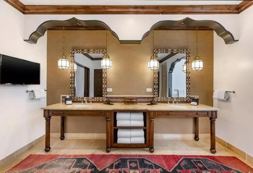 Omni Scottsdale Resort & Spa At Montelucia