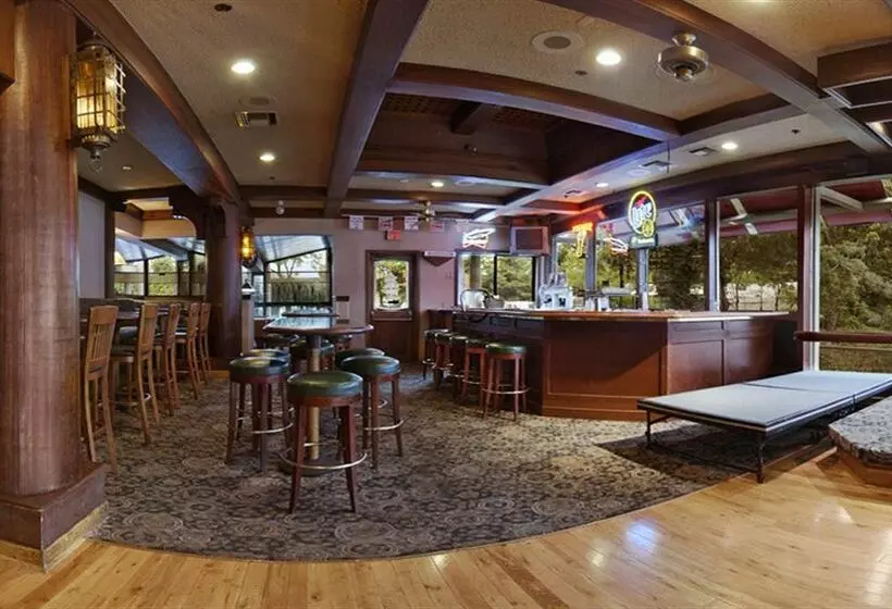 Red Lion Hotel Vancouver At The Quay