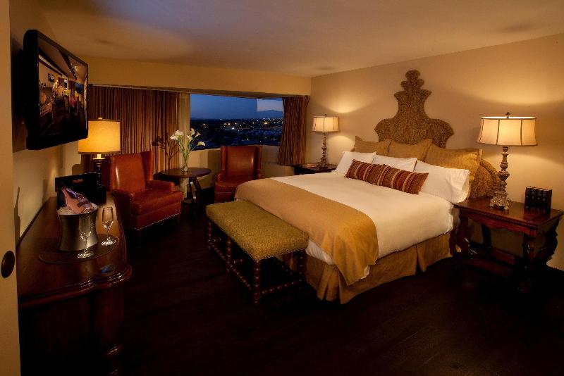 هتل Albuquerque At Old Town