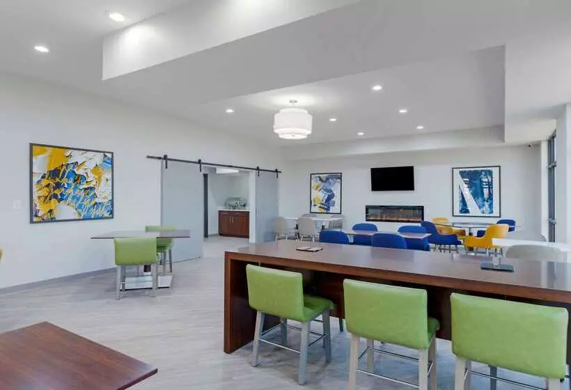 호텔 Comfort Inn Detroit Troy