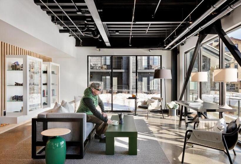 هتل Gravity Haus Jackson Hole