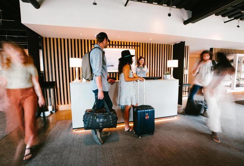 هتل Gravity Haus Jackson Hole