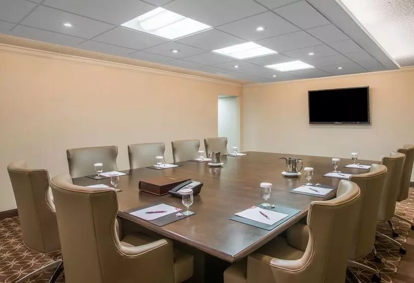 فندق Crowne Plaza Suffern Mahwah, An Ihg