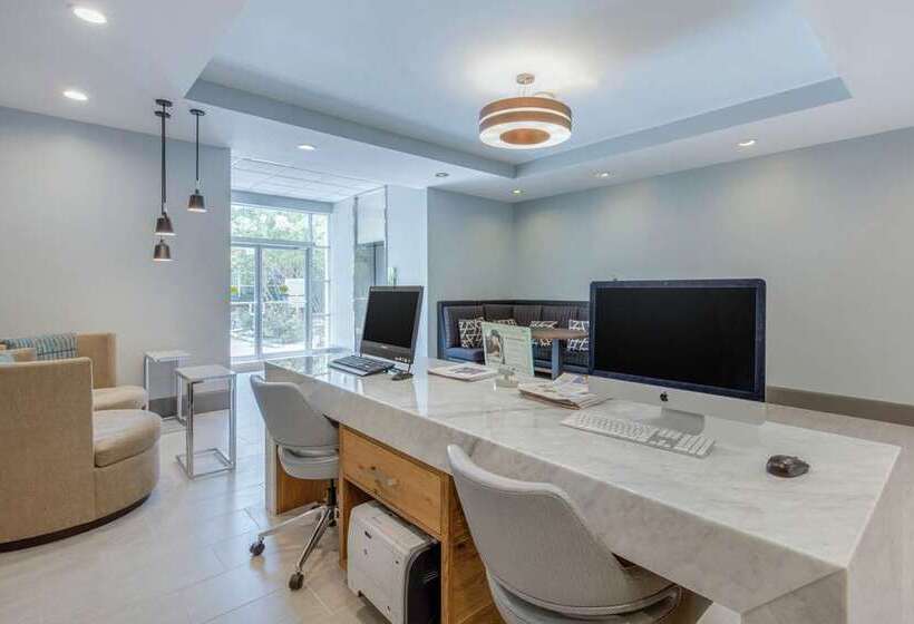 فندق Doubletree By Hilton Birmingham Perimeter Park