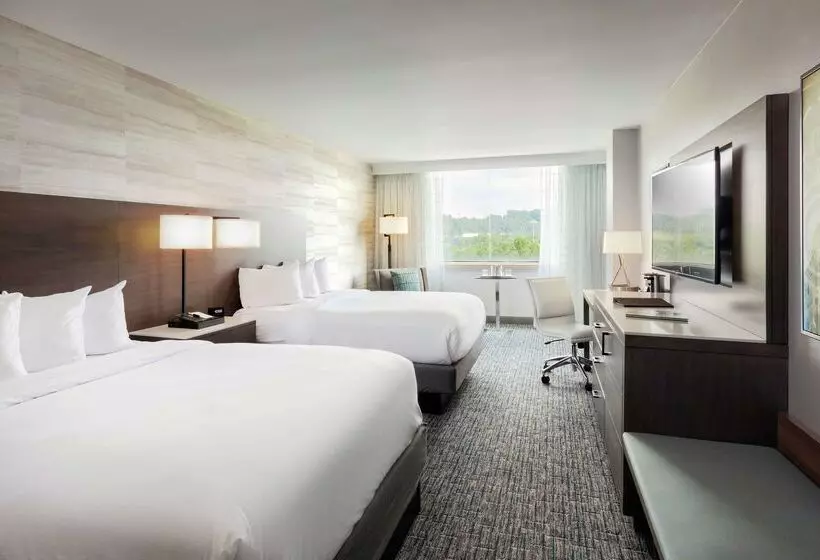 ホテル Doubletree By Hilton Birmingham Perimeter Park