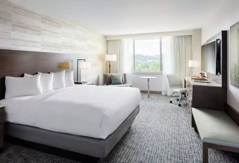 ホテル Doubletree By Hilton Birmingham Perimeter Park