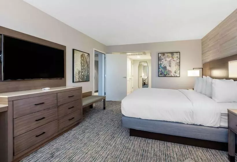 ホテル Doubletree By Hilton Birmingham Perimeter Park