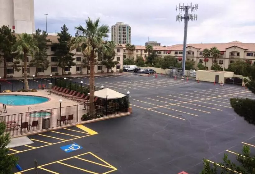 Ellis Island Hotel Casino & Brewery