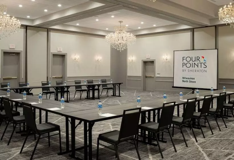 فندق Four Points By Sheraton Milwaukee North Shore