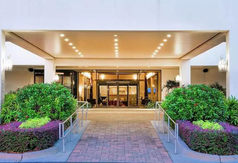 فندق Hilton Tampa Airport Westshore