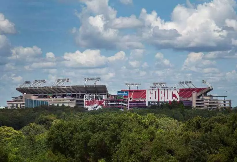 فندق Hilton Tampa Airport Westshore