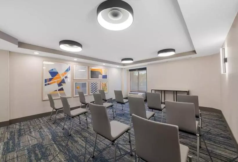 Holiday Inn Express Hotels Hampton, An Ihg