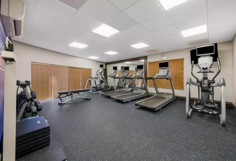 Holiday Inn Express Hotels Hampton, An Ihg