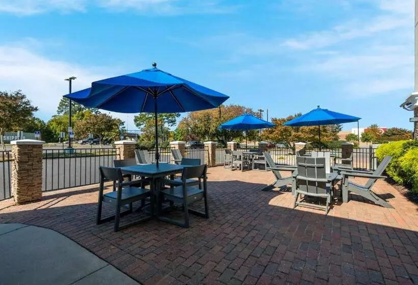 Holiday Inn Express Hotels Hampton, An Ihg