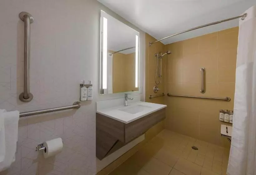 Holiday Inn Express Hotels Hampton, An Ihg