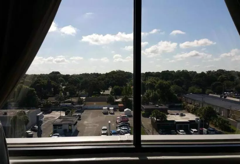 Imperial Swan Hotel And Suites Lakeland