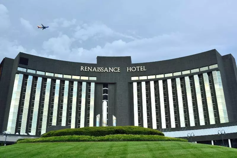 فندق Renaissance St. Louis Airport